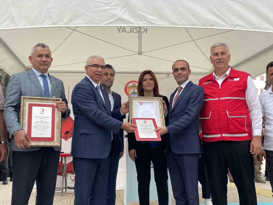 “Birbirimize Candan Bağlıyız” projesiyle kan bağışı başlatıldı