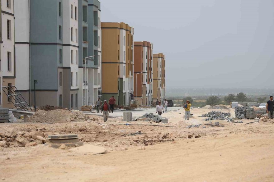 Depremzede konutları hızla yükseliyor, Haziran’da hepsi tamamlanacak