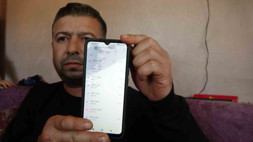 Sağlık çalışanlarına kürekle saldıran genç: 