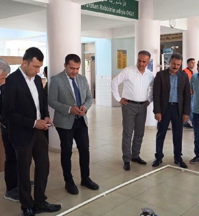 Karaisalı’da robotik kodlama ve yazılım etkinliği