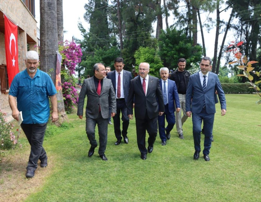 Adana Valisi Yavuz Selim Köşger’den Sehlikoğlu Müzesine övgü