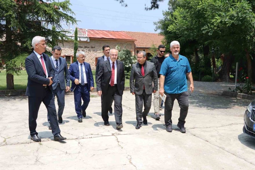 Adana Valisi Yavuz Selim Köşger’den Sehlikoğlu Müzesine övgü