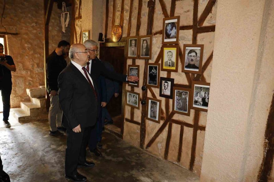 Adana Valisi Yavuz Selim Köşger’den Sehlikoğlu Müzesine övgü