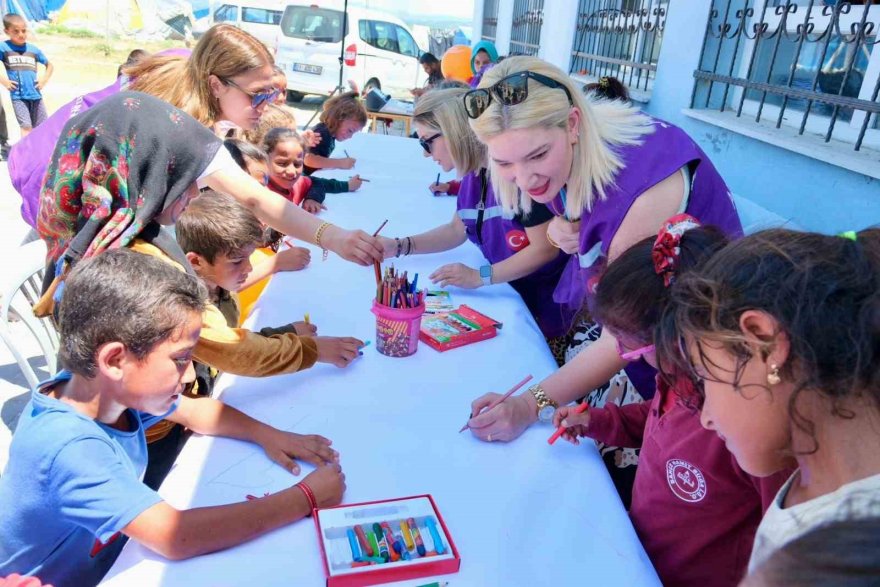 12 Haziran Dünya Çocuk İşçiliğiyle Mücadele günü
