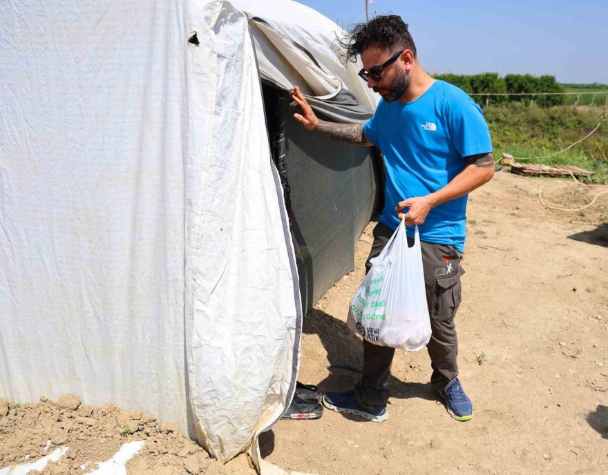 Adana’da binlerce ihtiyaç sahibi aileye kurban eti dağıtıldı
