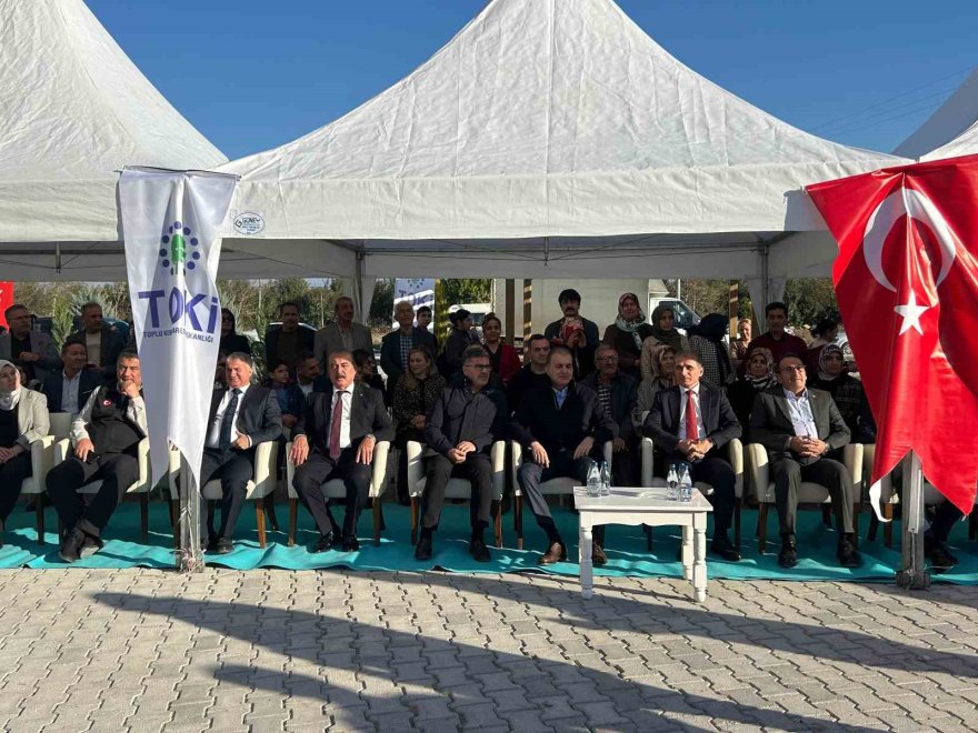 Ceyhan’da 668 depremzede yeni konutlarına kavuştu