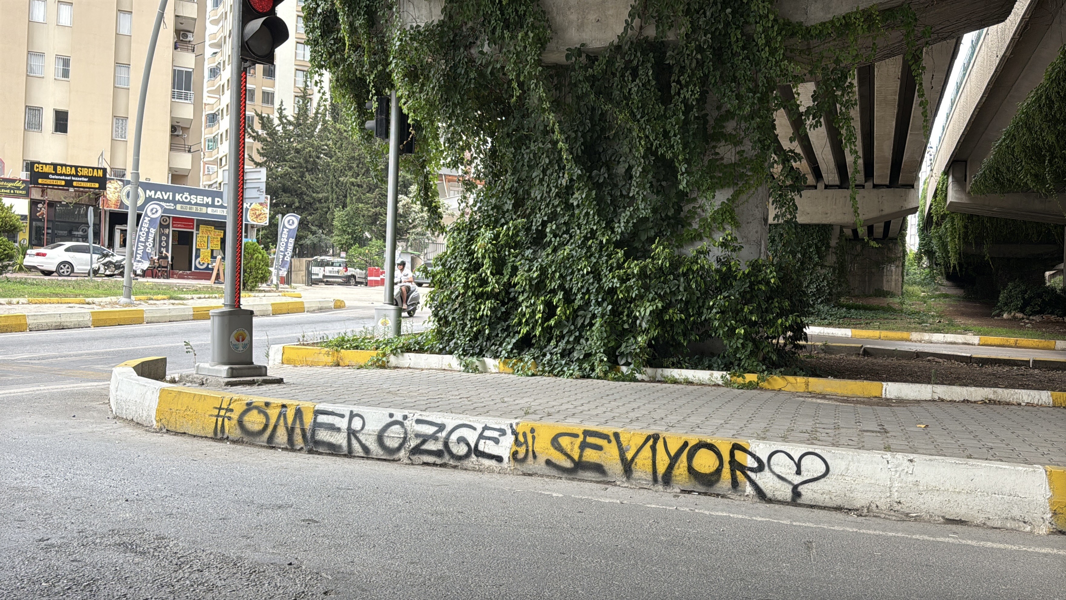 aw743672-02.jpg