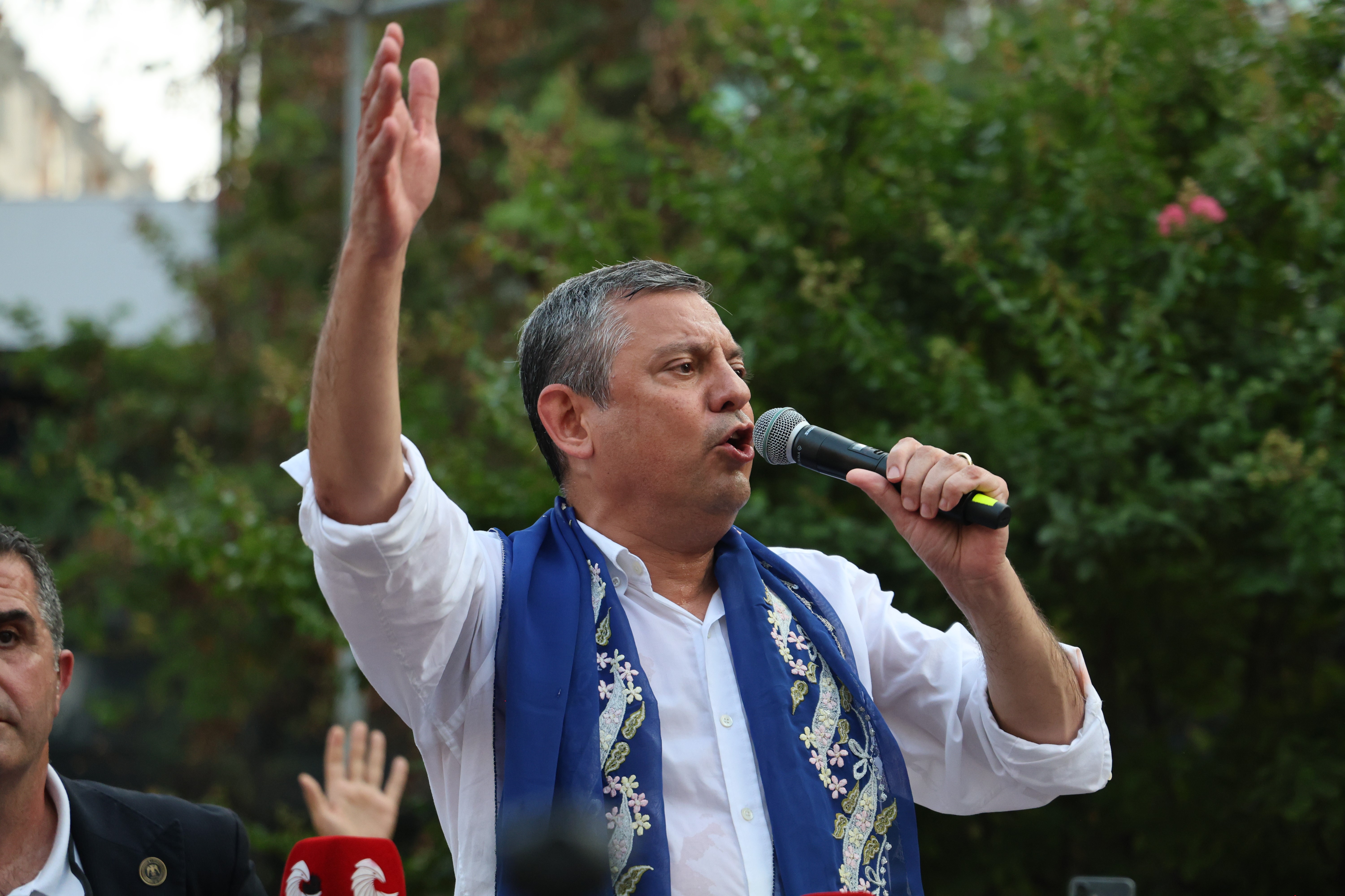 aw744850-11.jpg