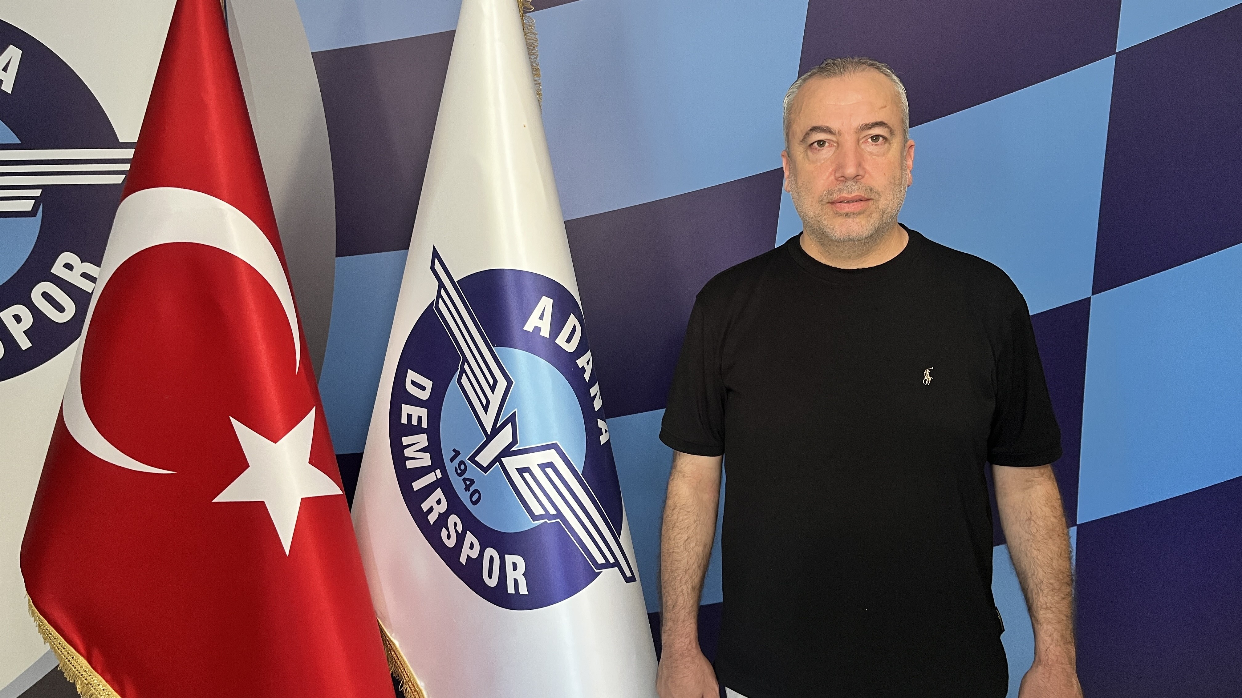 aw757949-01.jpg