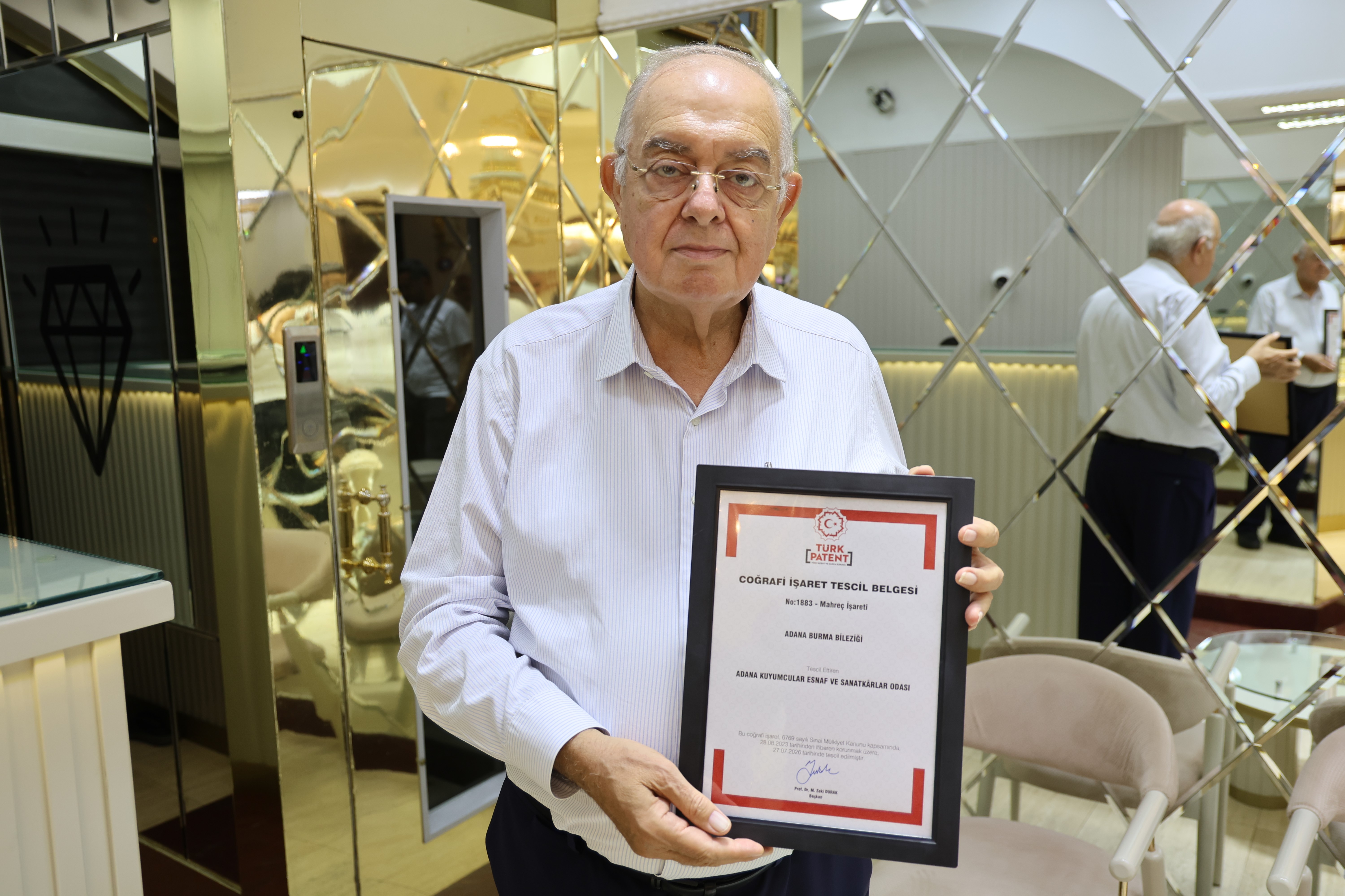 aw769521-17.jpg