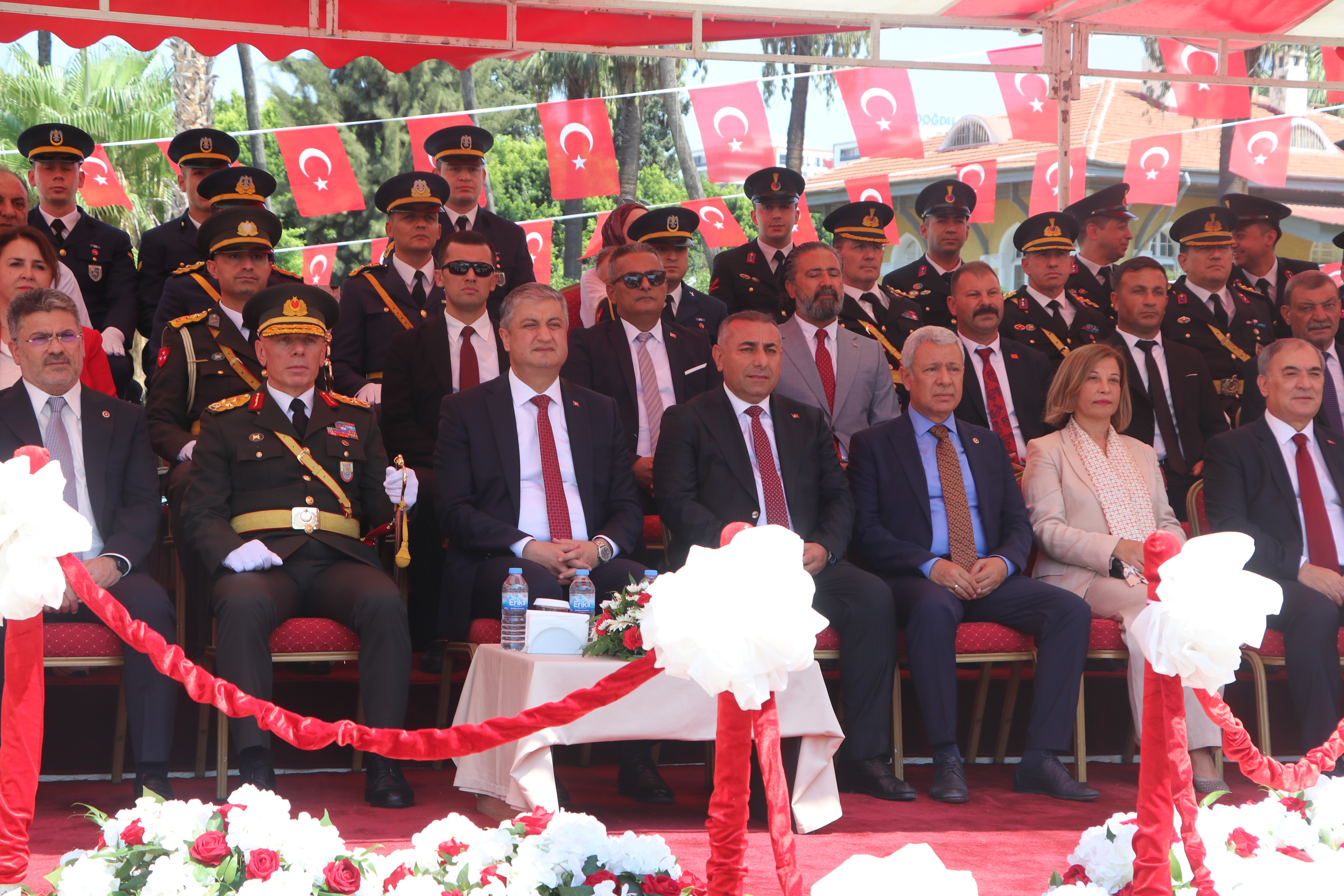 aw777663-12.jpg