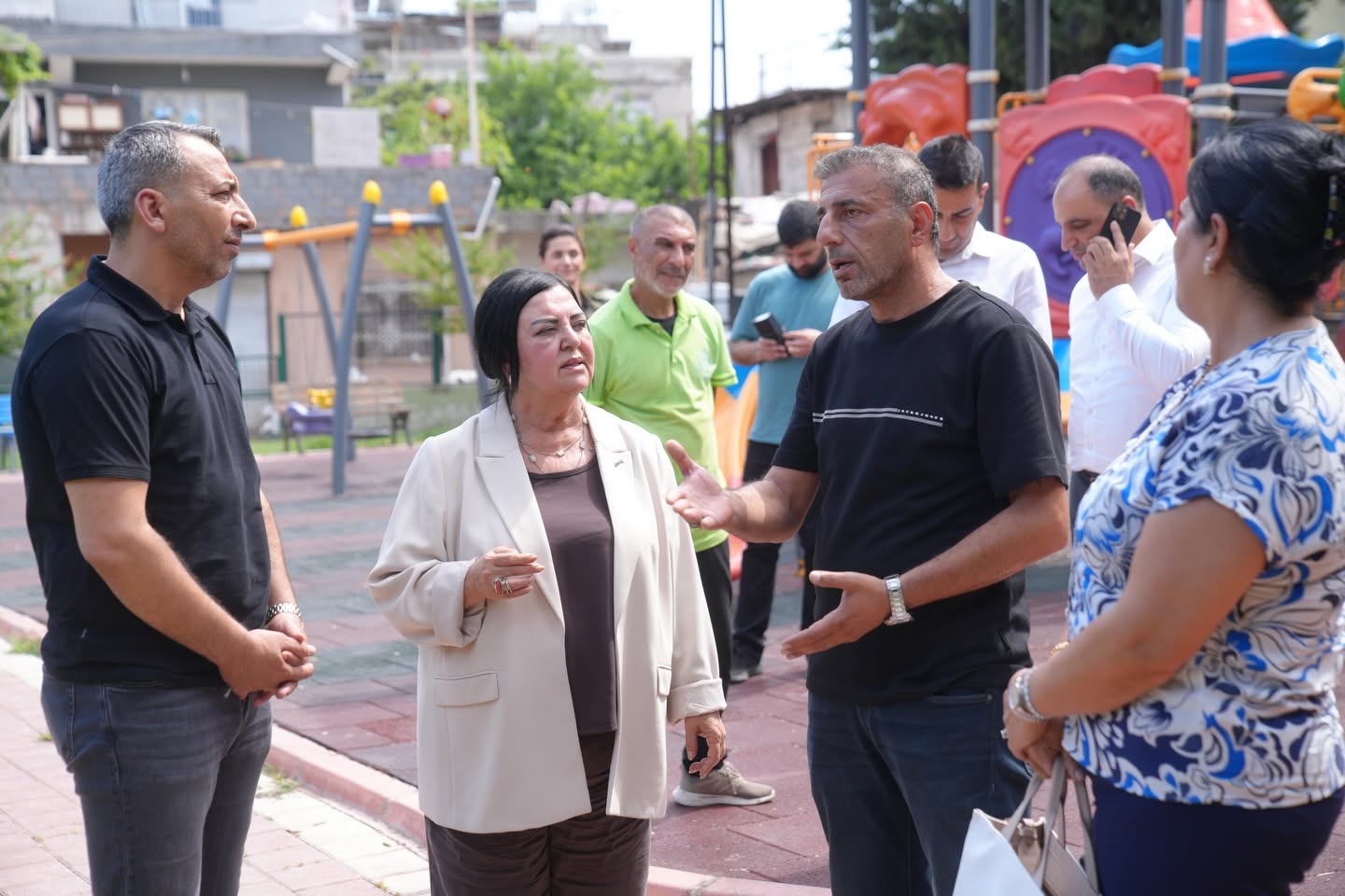 baskan-vekili-akkandan-mahalle-gezileri-1.jpg