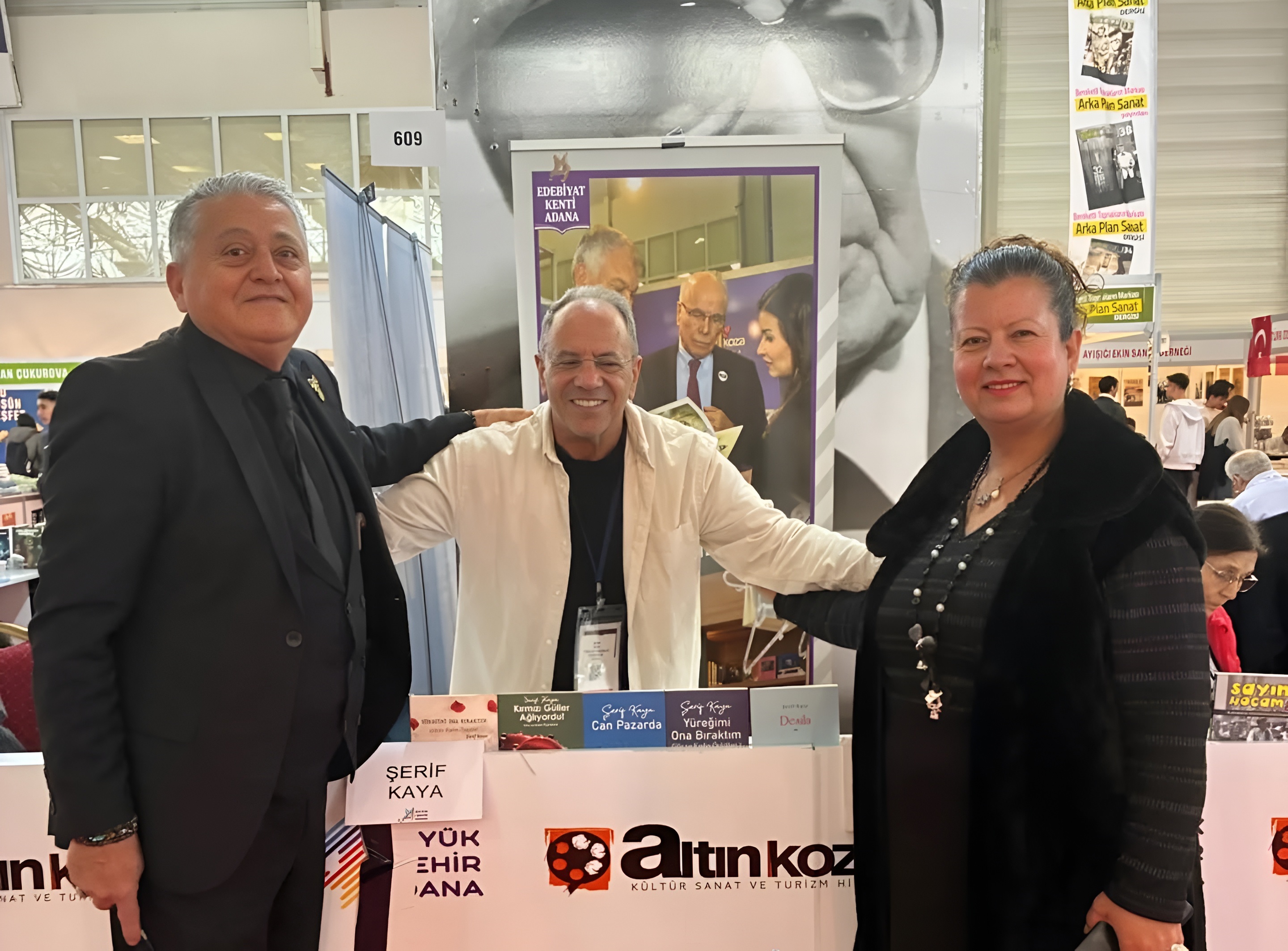 cukurova-kitap-fuarinda-yerel-kalemlerden-guclu-dayanisma-basin-bulteni-foto2.jpg