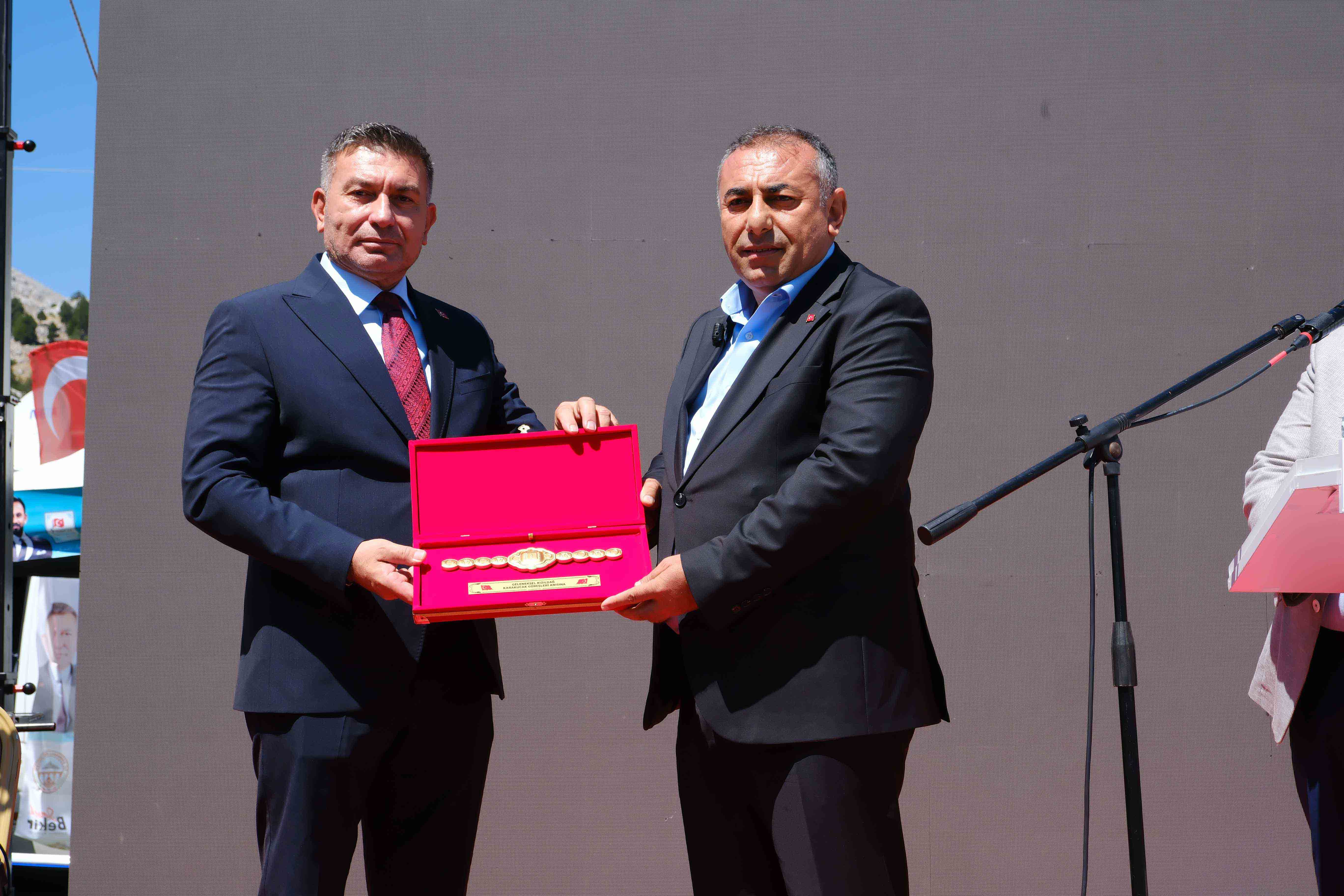 kizildag-guresleri-3.jpg