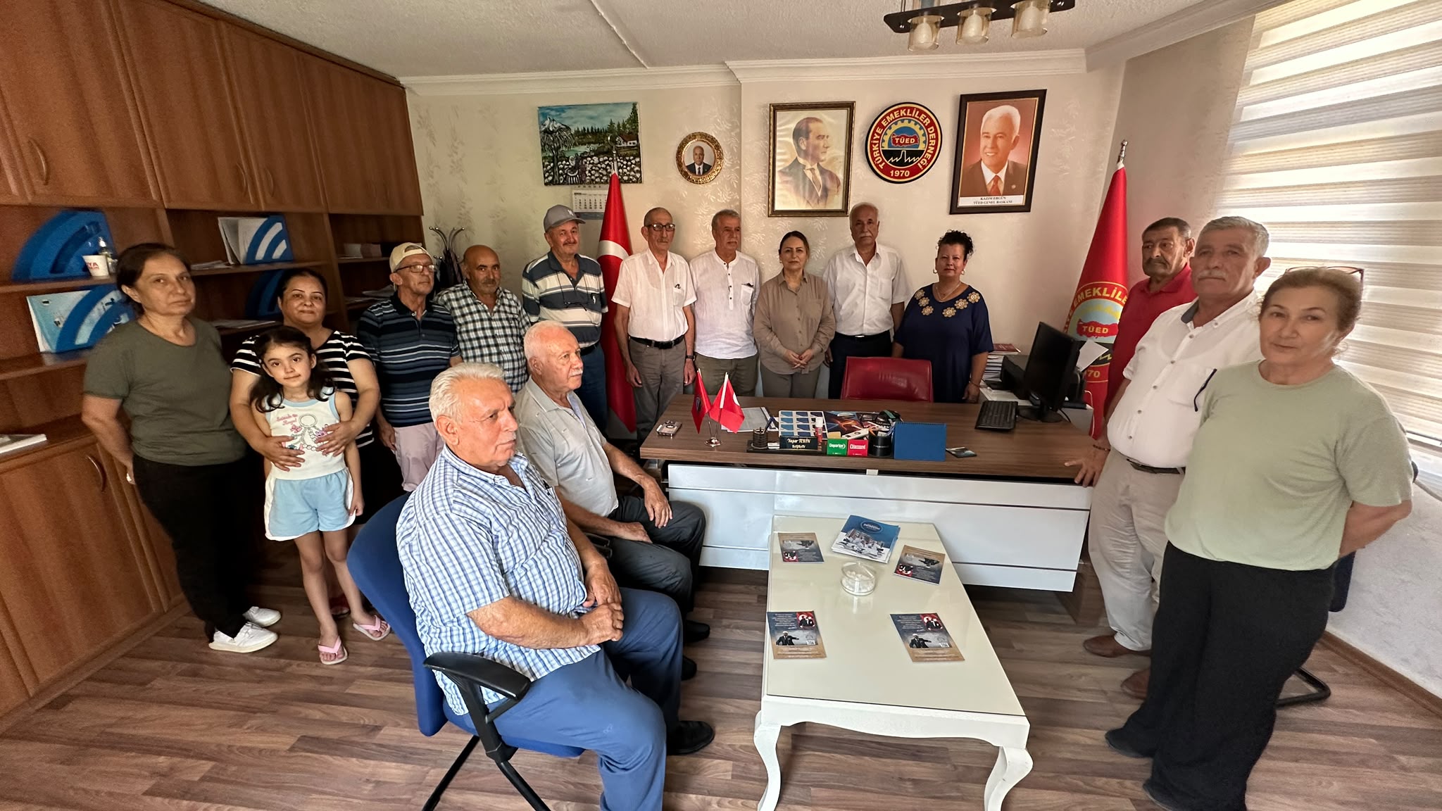 muzeyyen-sevkin-emekliler-10.jpg