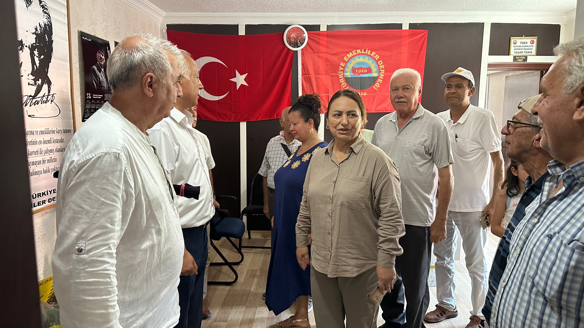 muzeyyen-sevkin-emekliler-2.jpg
