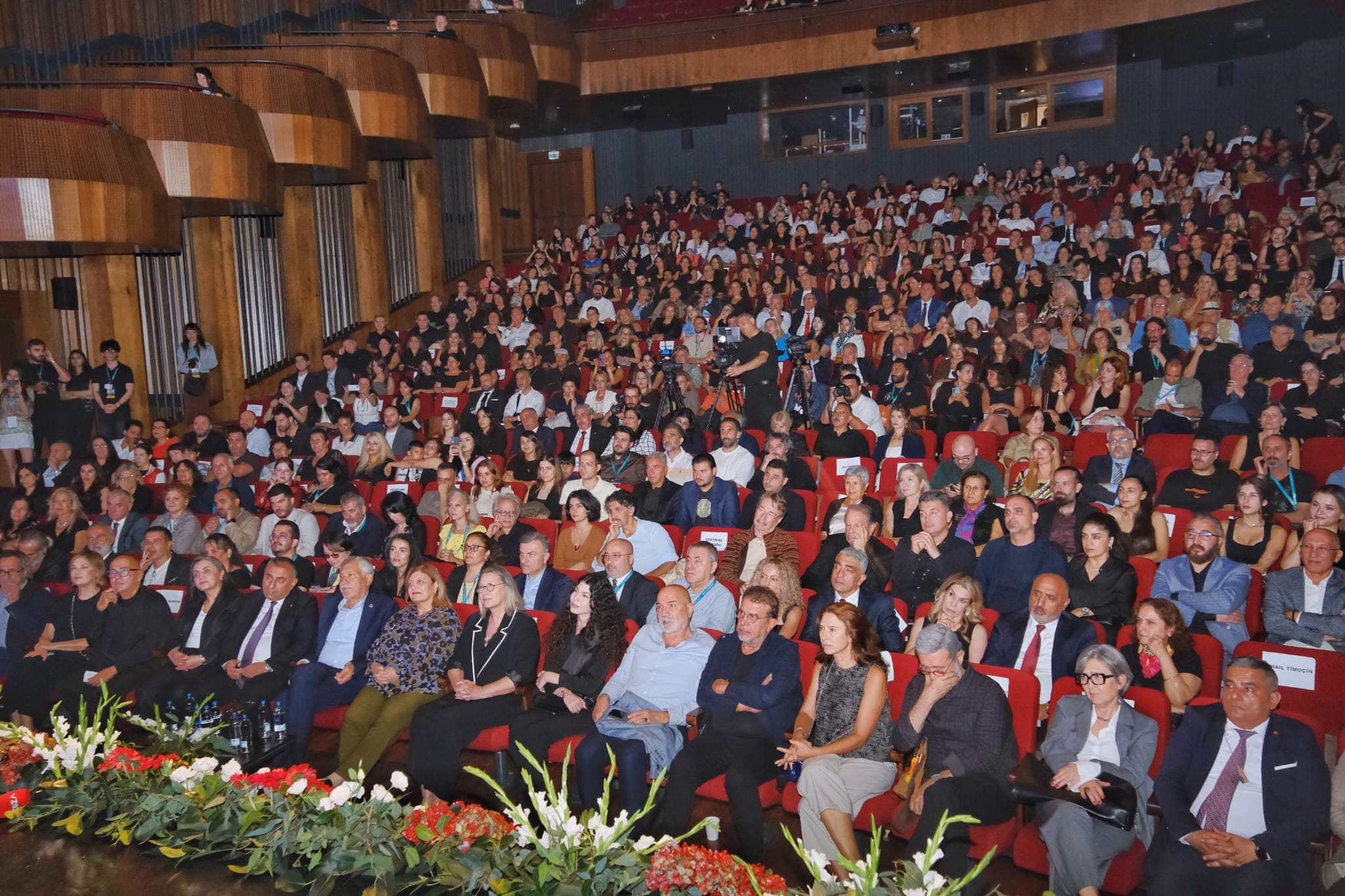 onur-odulleri-gecesi-1.jpg