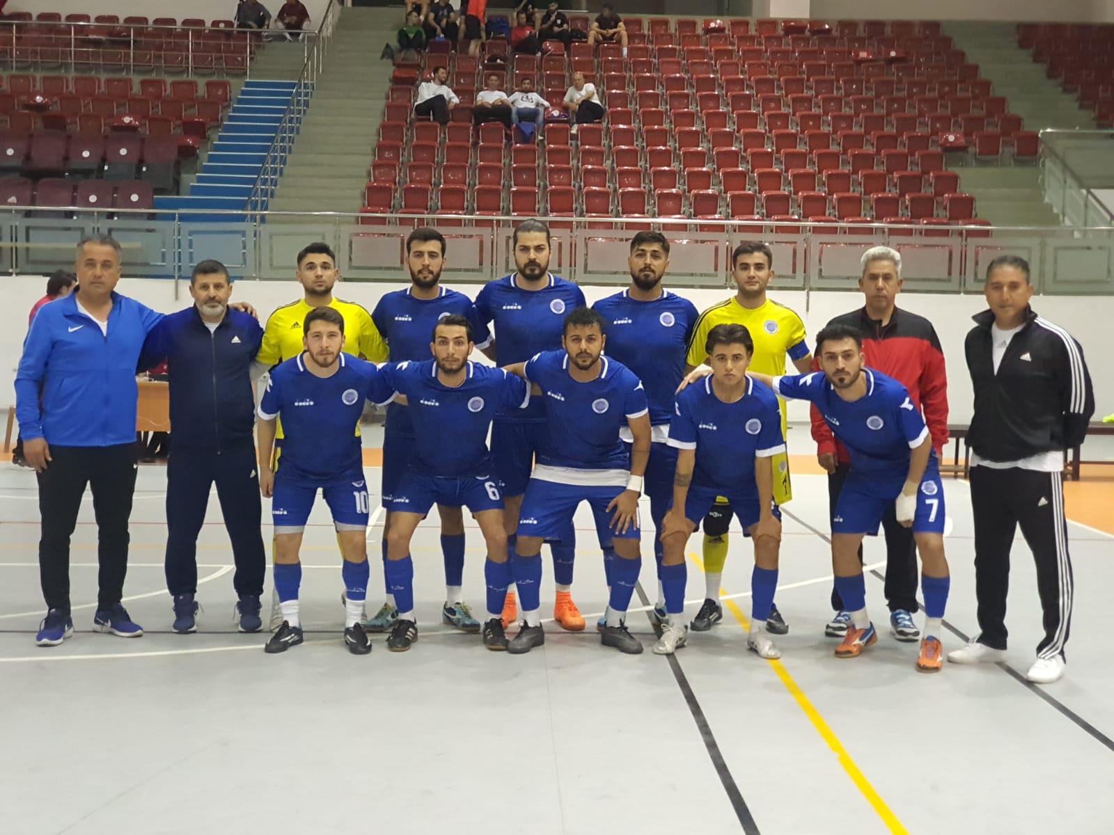 seyhan-belediyespor-futsal-takimi.jpg
