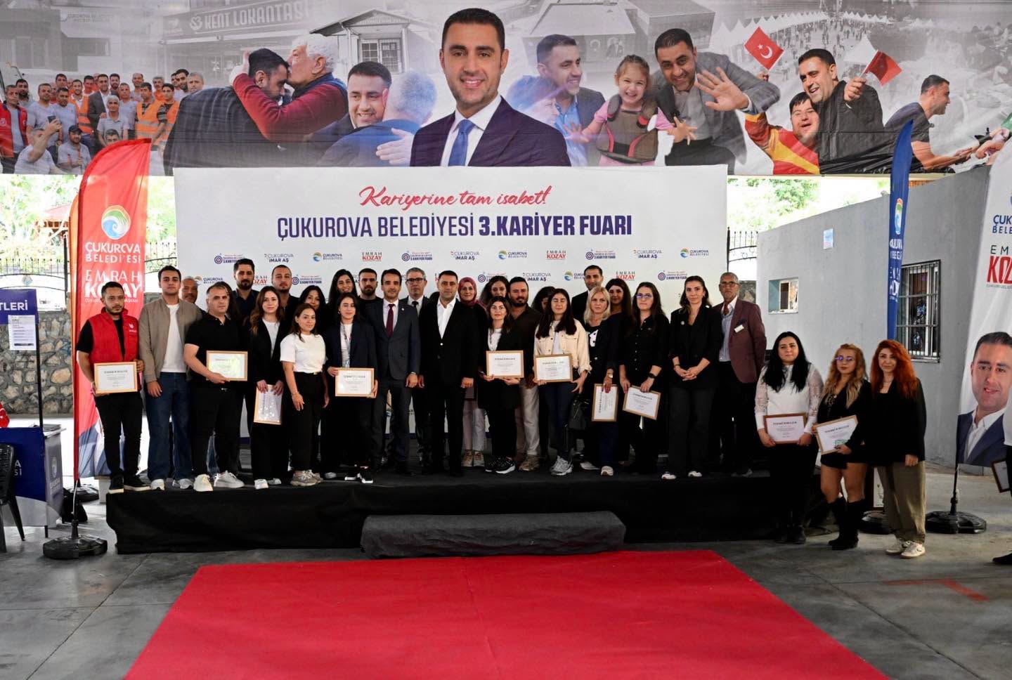 ukurova-belediyesi-3-kariyer-fuari-is-arayanlarla-isverenleri-bulusturdu-2.jpg