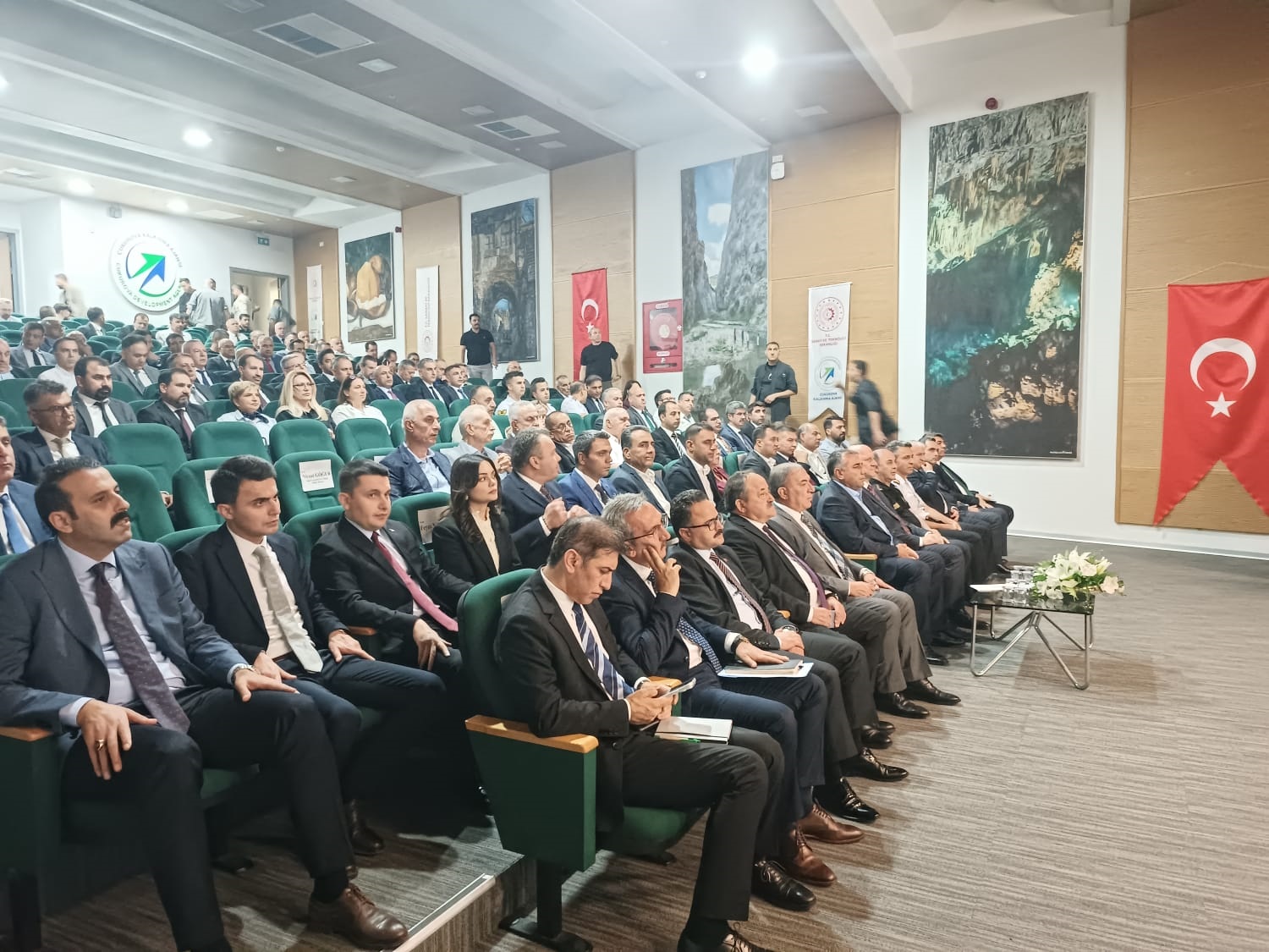 vali-yavuz-misafirlerimizin-endise-duym-1391397-413243.jpg