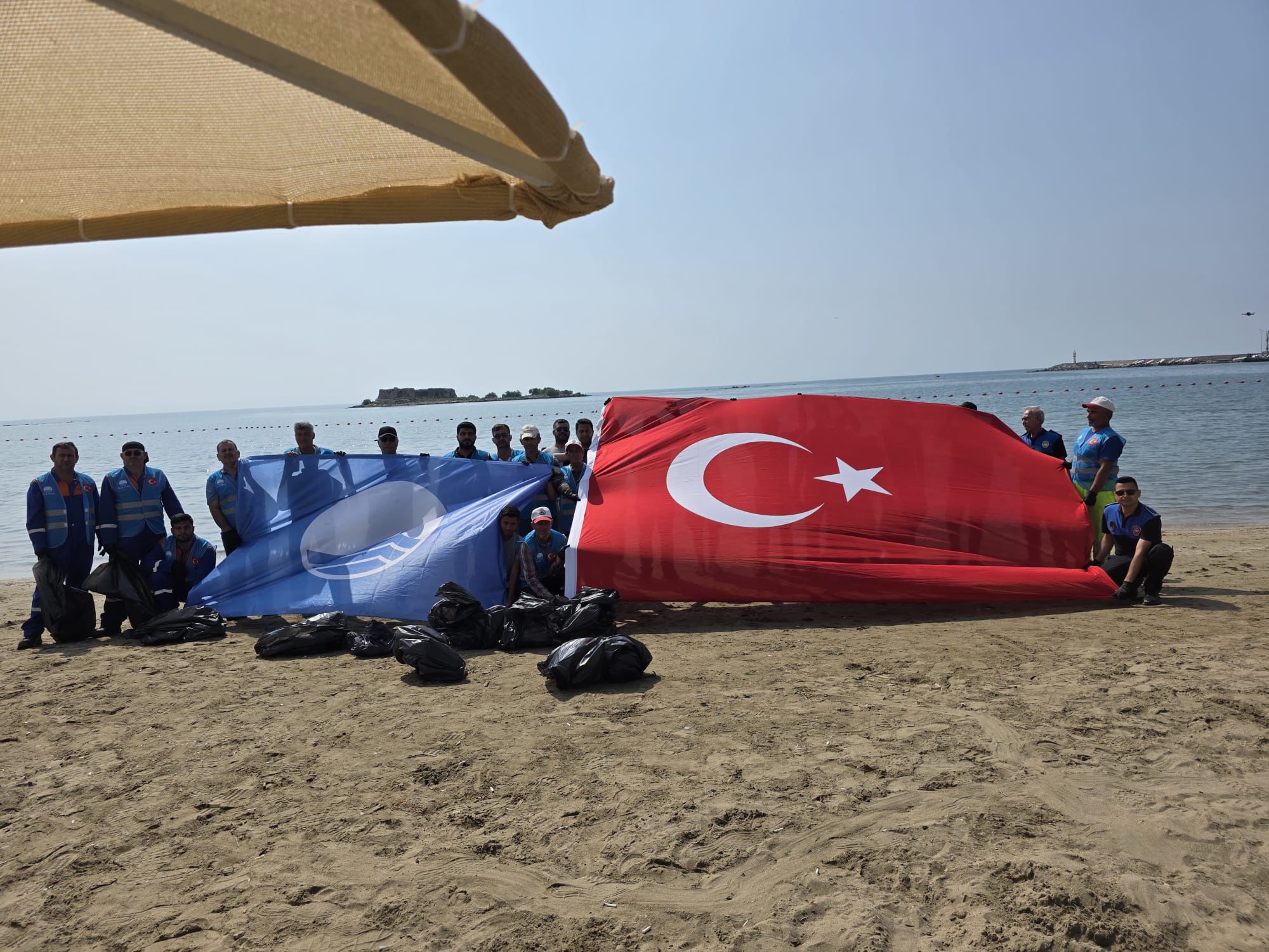 yumurtalik-isken-sahil-temizlik-7.jpeg