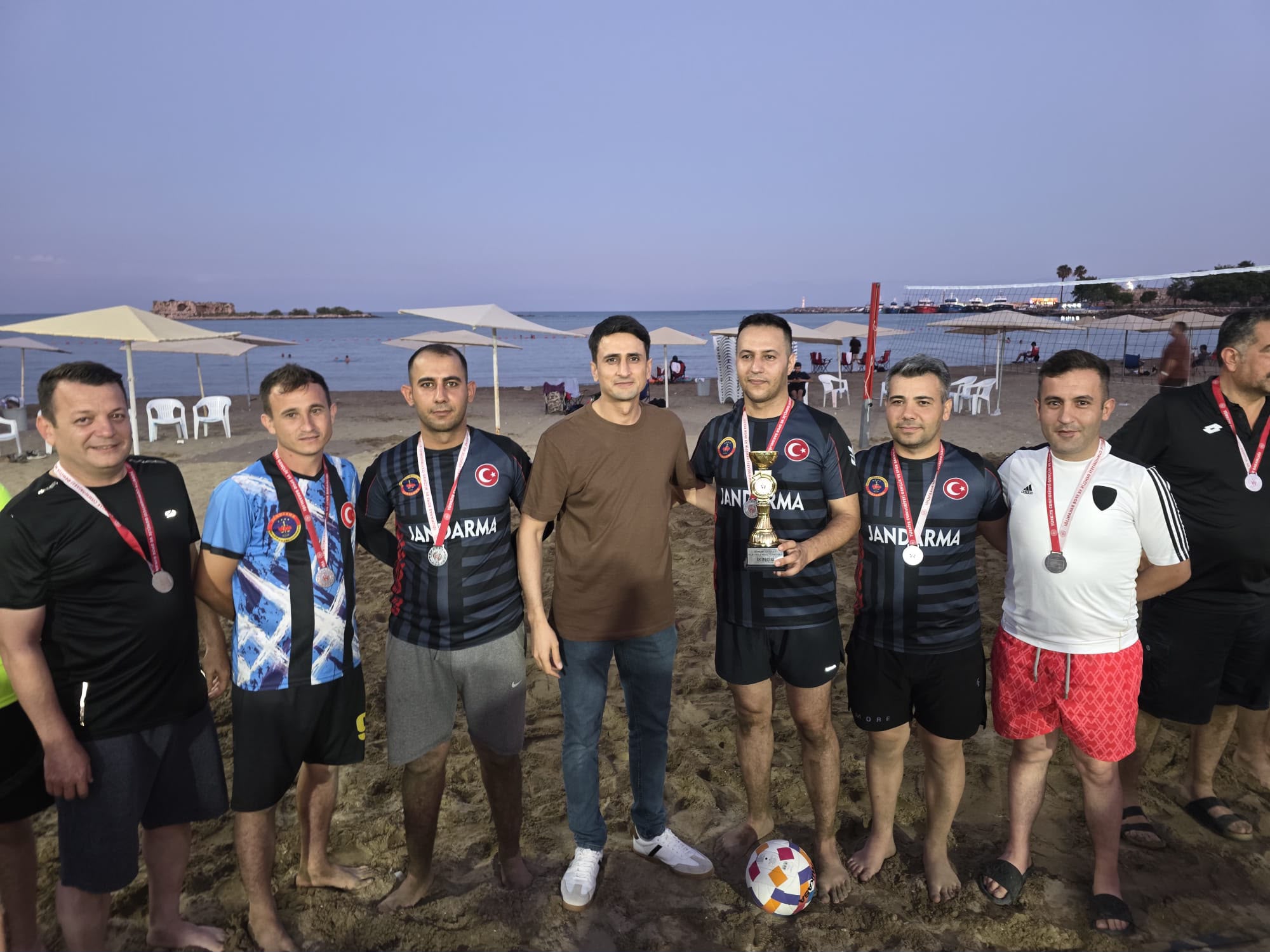 yumurtalik-plaj-voleybolu-7.jpeg